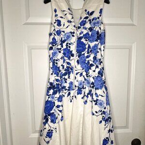 Maggy London Blue & White Floral Dress – Size 4